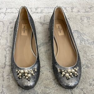 Valentino silver gun metal sequin pearl crystal embellishment flat Size 38.5